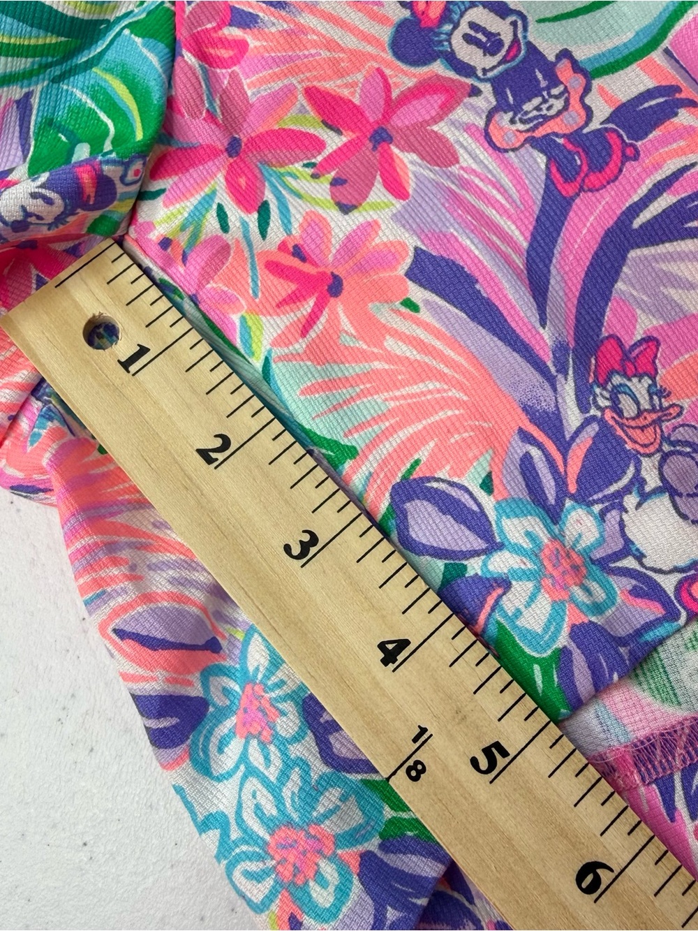 NWT Lilly Pulitzer Disney Dreamin Callaha Shorts Sz 10 Minnie Daisy Duck Flora - Picture 13 of 16